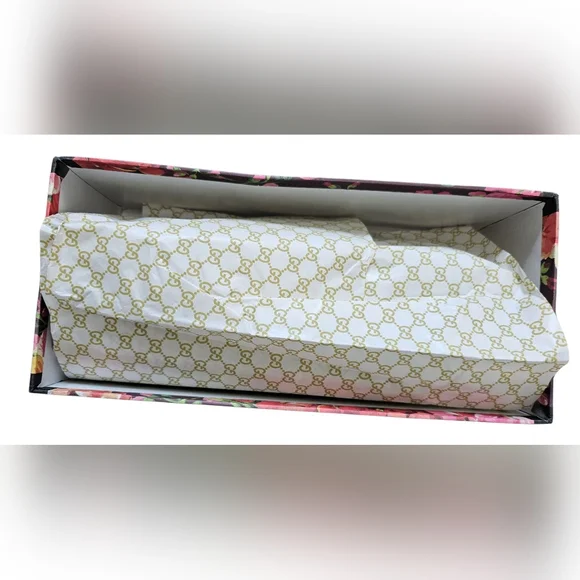 Gucci Women's Black Floral Slides/slippers Size 38/7½, Worn Once! - Picture 7 of 10